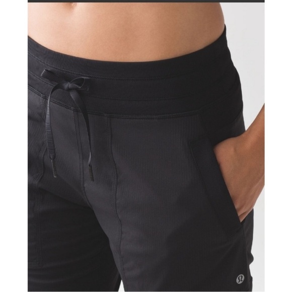 Lululemon Dance Studio Pants *Lined Black Sz 10 - Picture 2 of 16